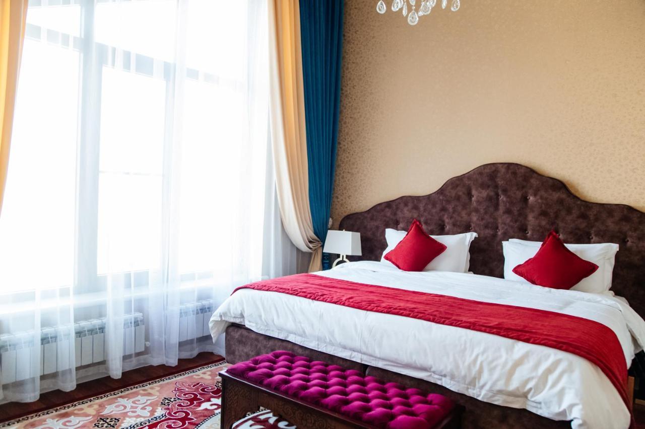 Boutique Hotel Silk Way Turkistan Exteriör bild