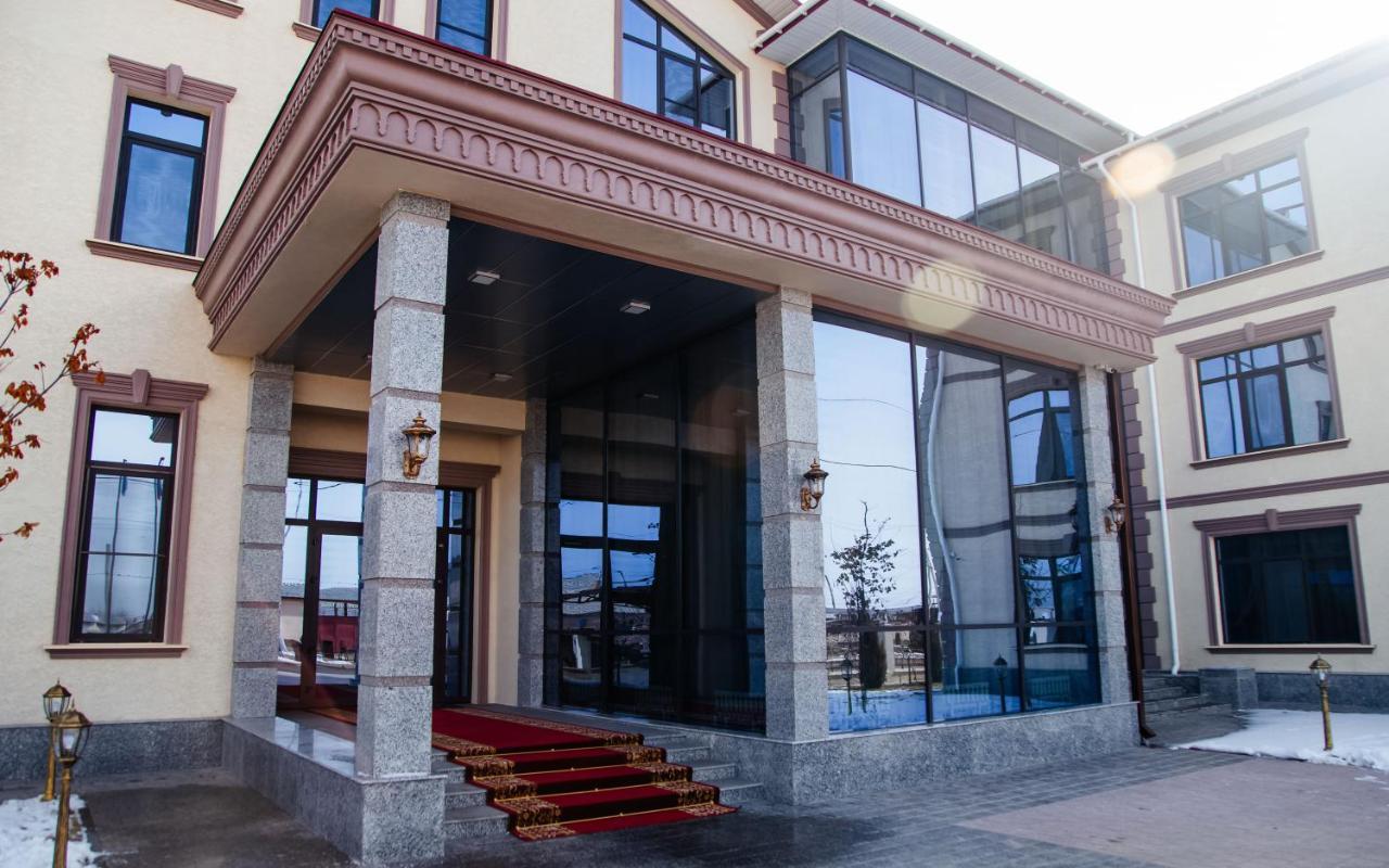Boutique Hotel Silk Way Turkistan Exteriör bild